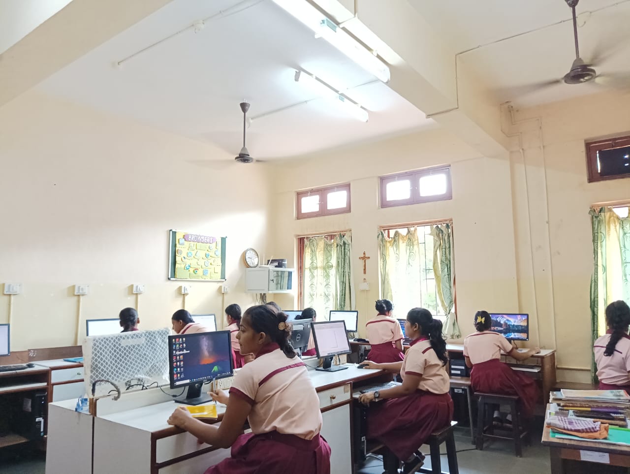 COMPUTER TECHNIQUES LABORATORY Image