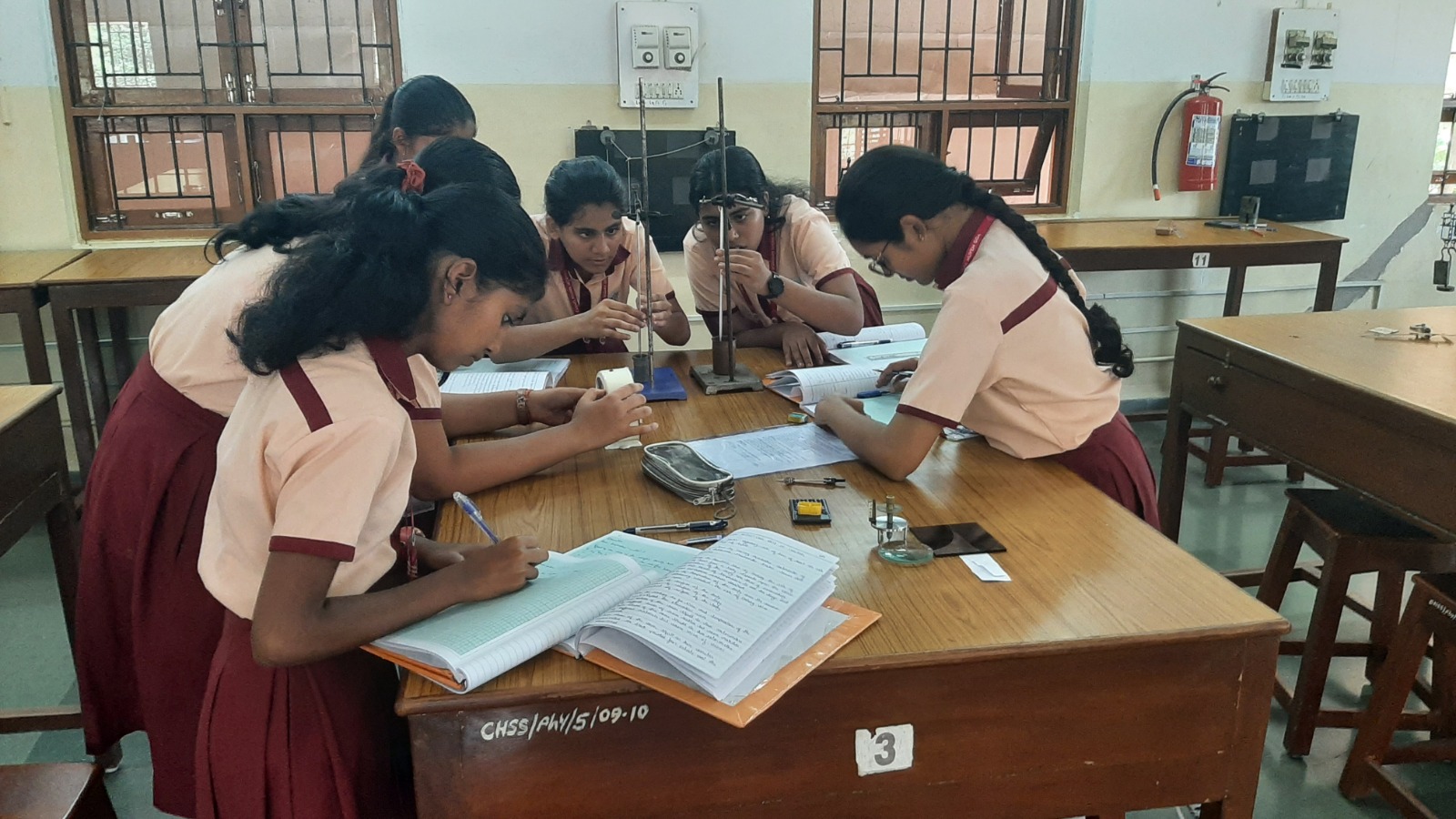 PHYSICS LABORATORY Image