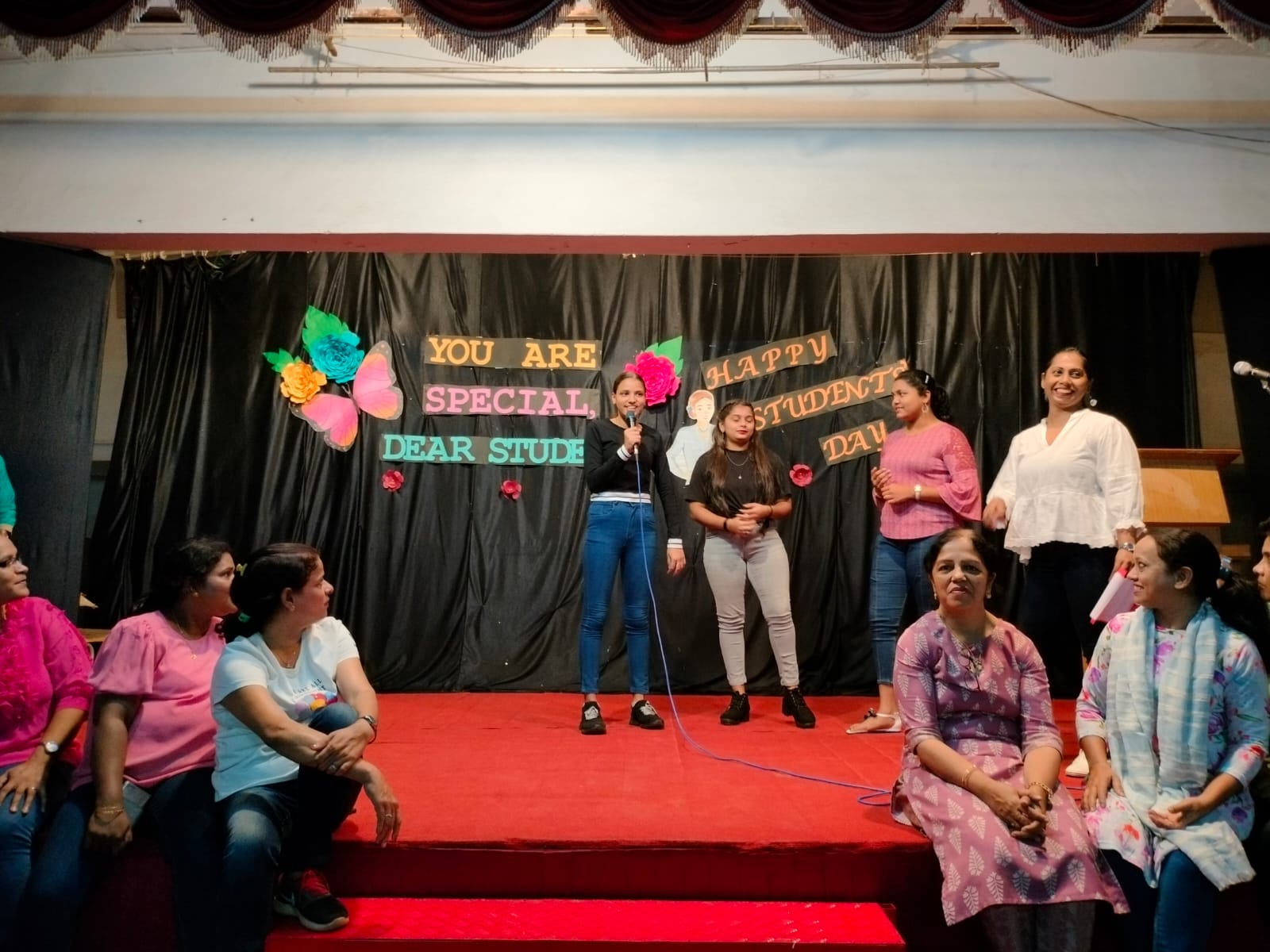 Students' Day Image